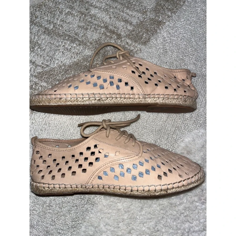 Gianni Bini Womens Tan Perforated Leather Lace Up Espadrille Oxford Flats Size 7